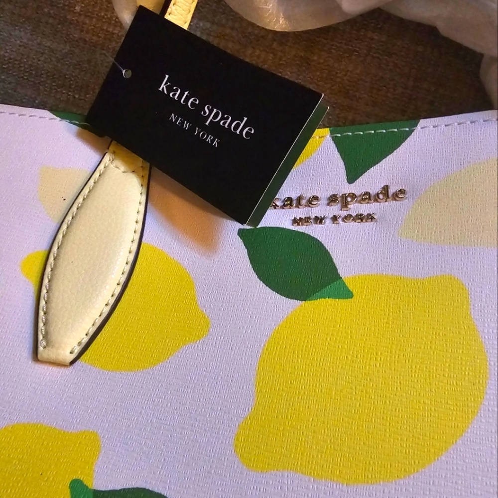 New Kate Spade Lemon Toss large tote With attached wallet or additional carry